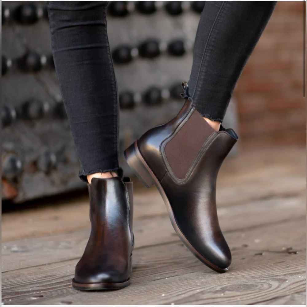 FLASH SALE ⚡️Thursday Women's Leather Boots